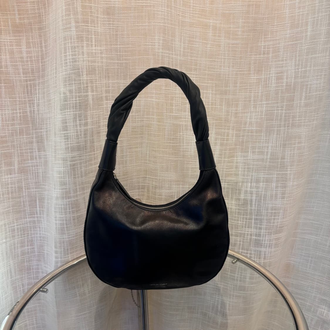 정품 레이트리 스튜디오 호보 숄더백     상품이미지1