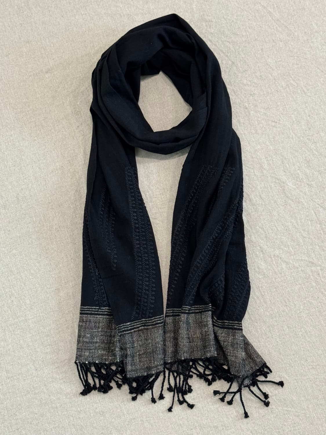 요지야마모토 뿌르옴므 24ss 핸드스티치 실크 머플러 상품이미지4