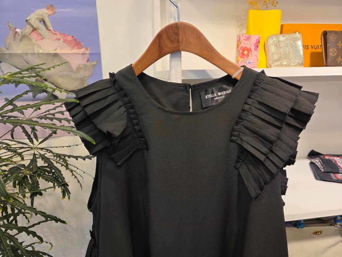 스텔라마리나  러플 주름 민소매 블라우스 상품이미지2