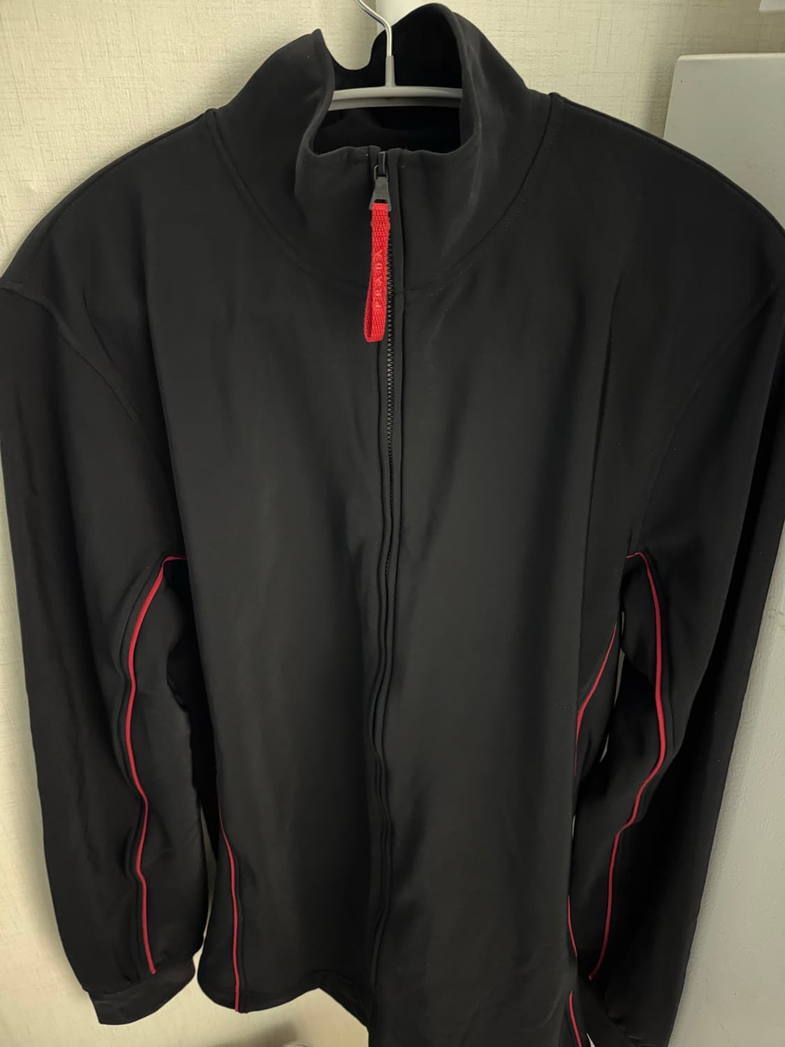 프라다 스포츠 집업 블랙 L 상품이미지1