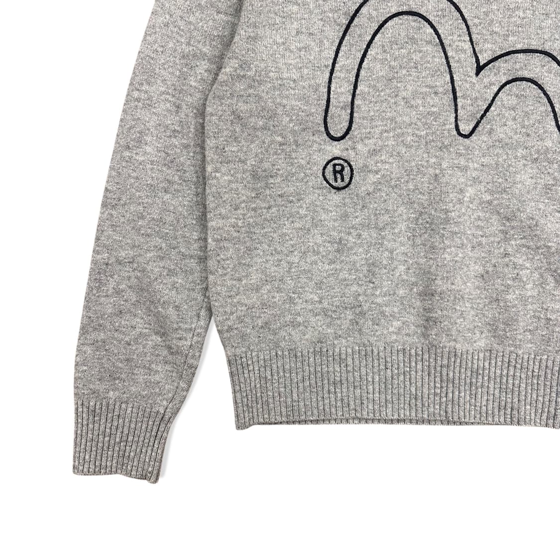 Logo Embroidered Detail Gray Knit 상품이미지3