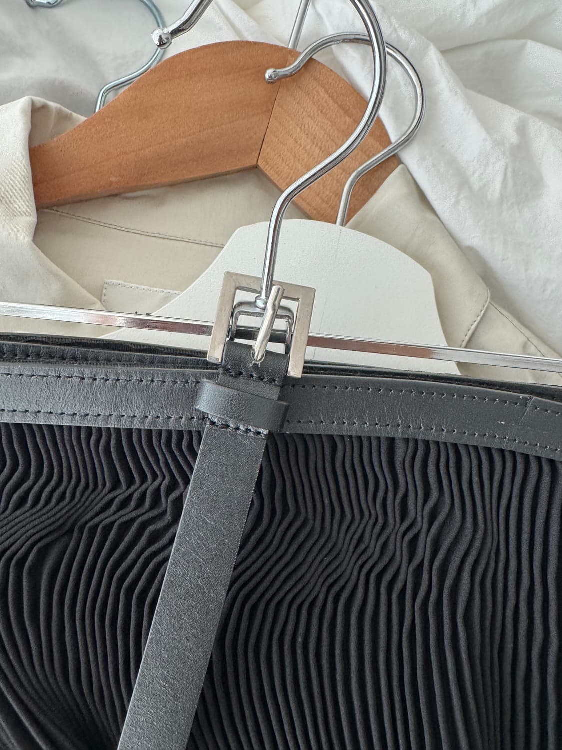 질샌더 JIL SANDER 플리츠 워랩 레더 벨트 미디 스커트 34  컬 상품이미지6