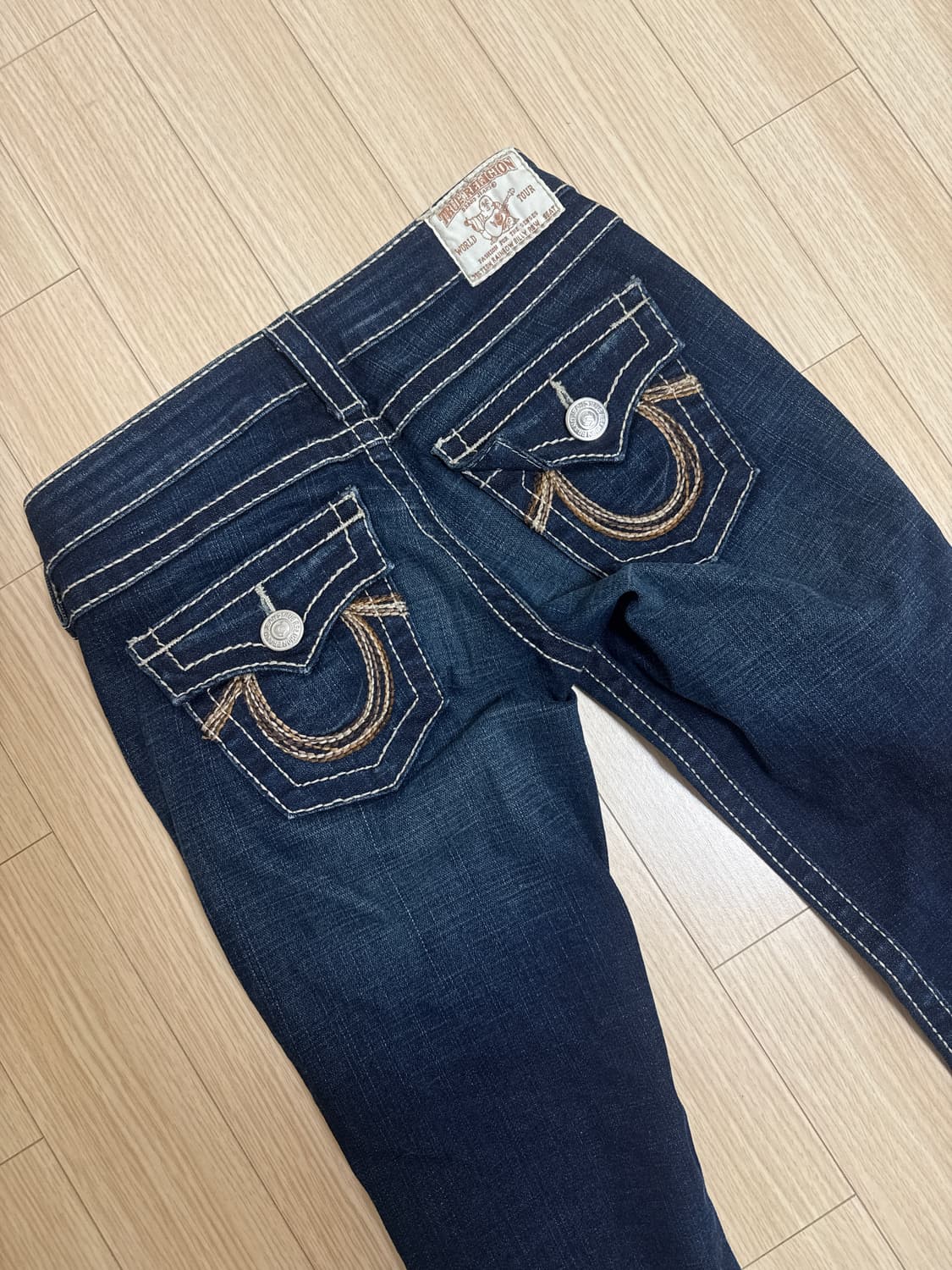 트루릴리젼 로우라이즈 세미부츠컷바지 상품이미지1