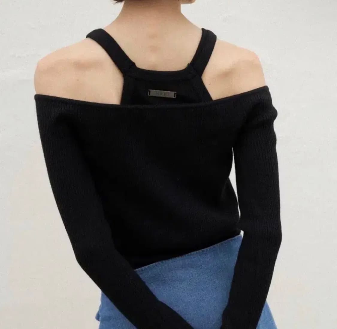 포에토 오프숄더 가디건&슬리브리스 세트[블랙] 상품이미지2