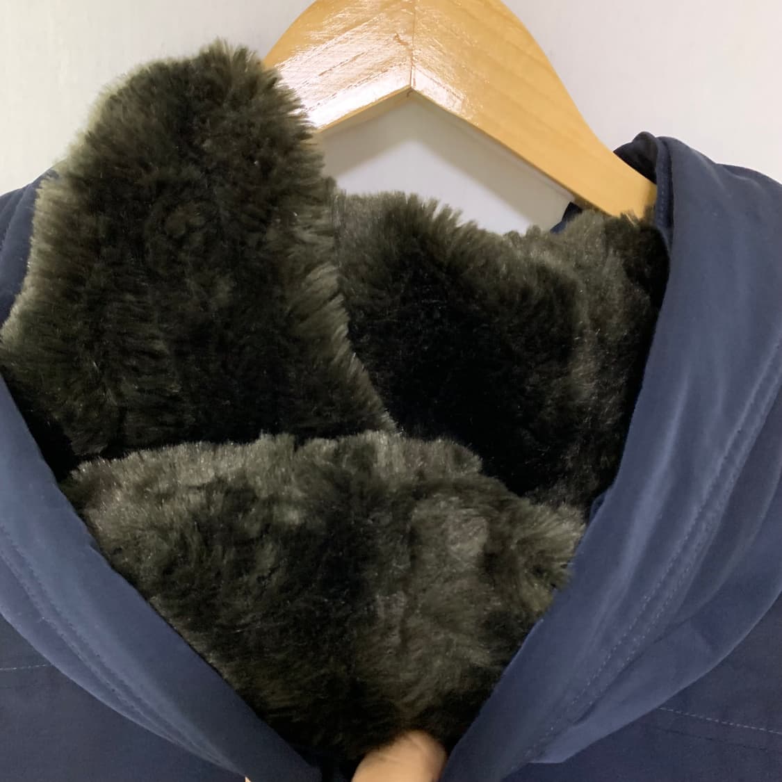 리바이스 덕다운 사선 버튼 후드 패딩코트 네이비 퍼 안감 남성 S 상품이미지4