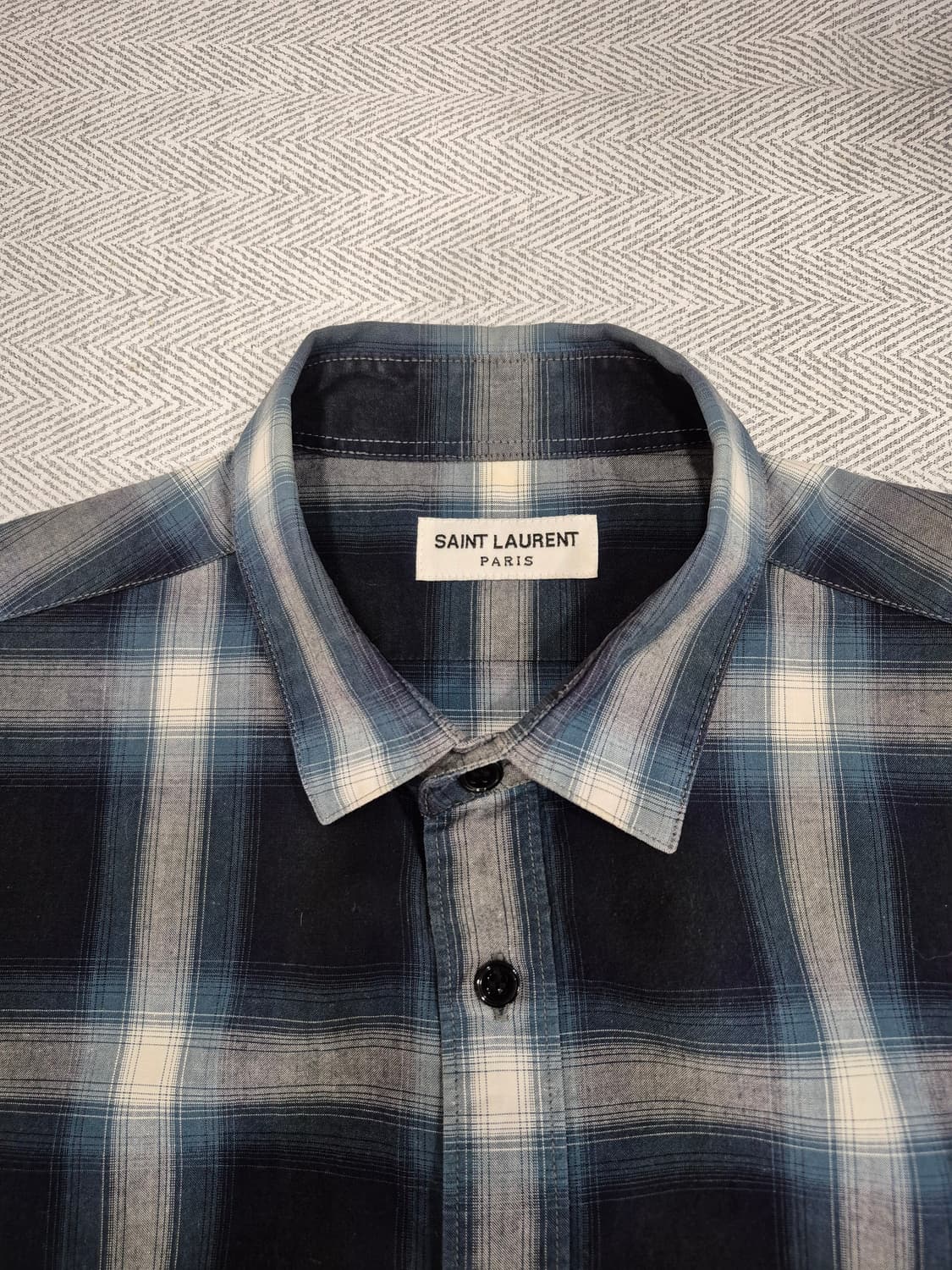생로랑 14시즌 블루/블랙 타탄 체크 셔츠 남성 100~105사이즈 상품이미지4