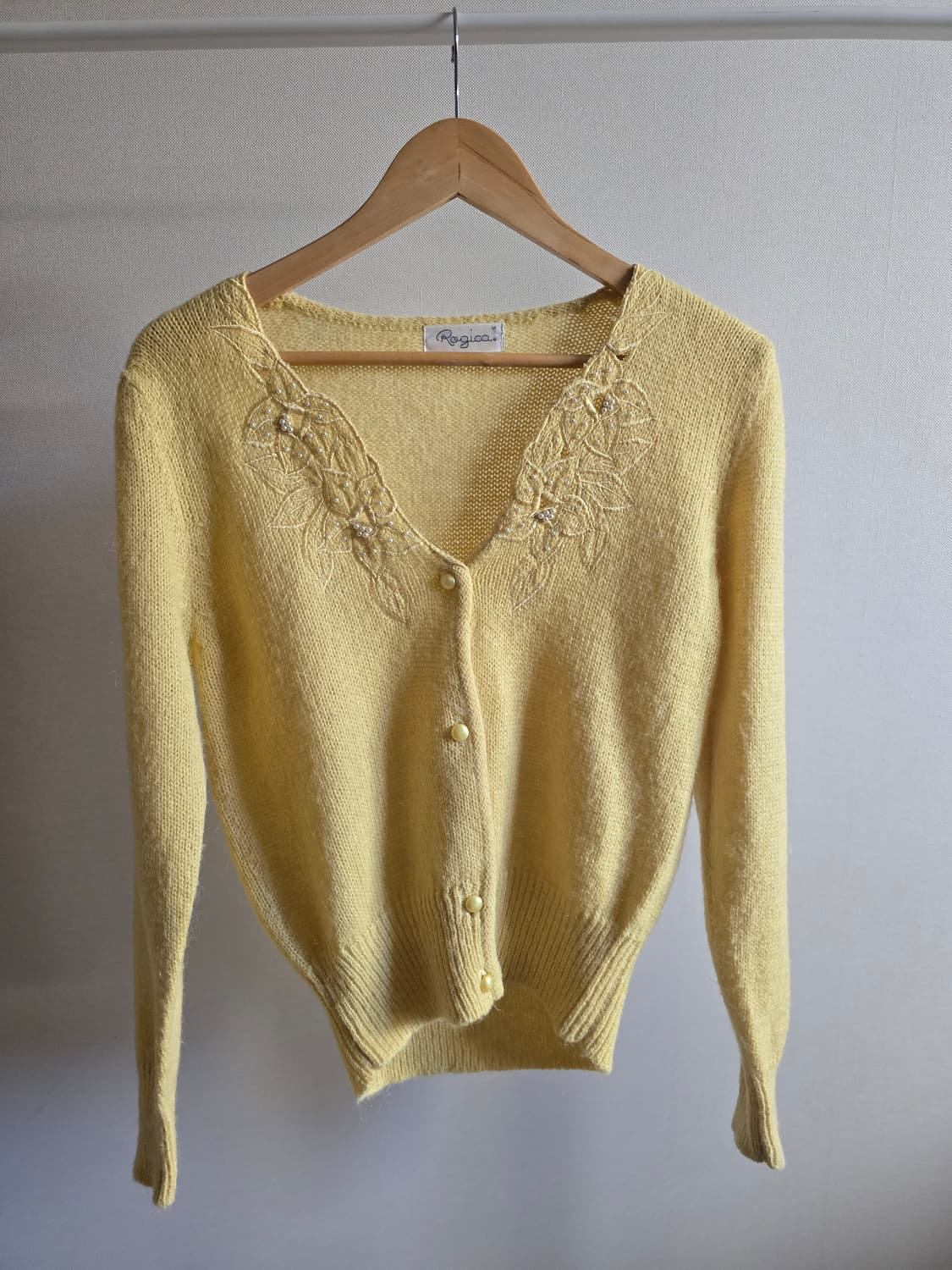 Rogica 러블리 자수 비즈 니트 가디건 상품이미지1