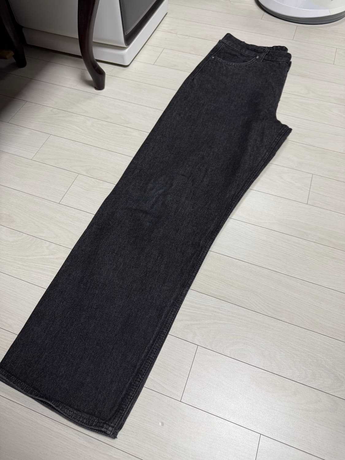 자라x스튜디오니콜슨 진 위드아웃 사이드 심 블랙 데님 44(34) 상품이미지4