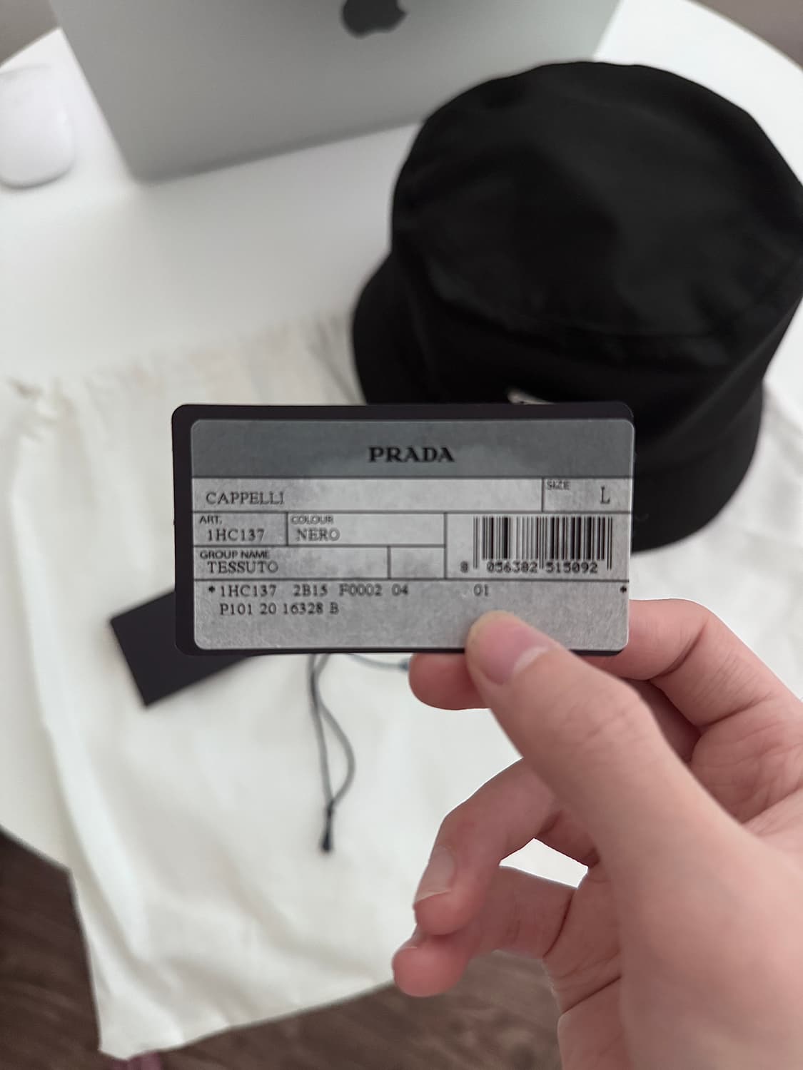 프라다 나일론 버킷햇 L 새상품급 상품이미지4