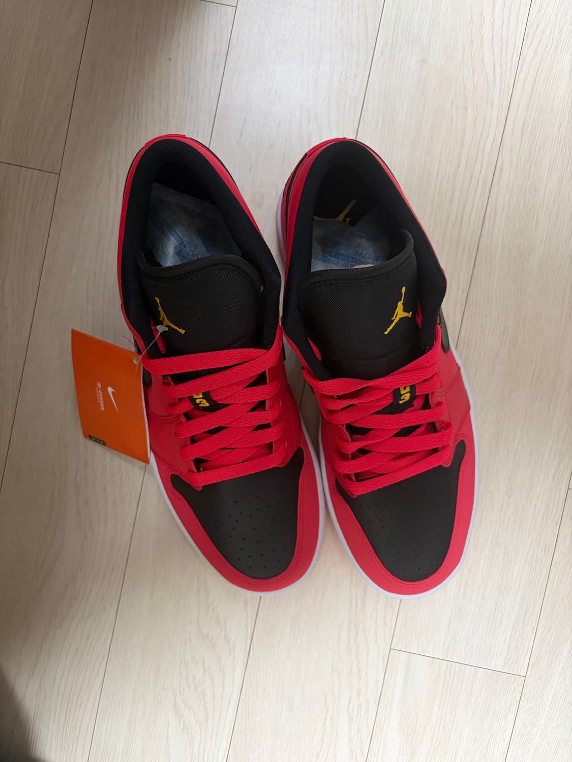 나이키 조던 사이렌레드 270W 상품이미지1