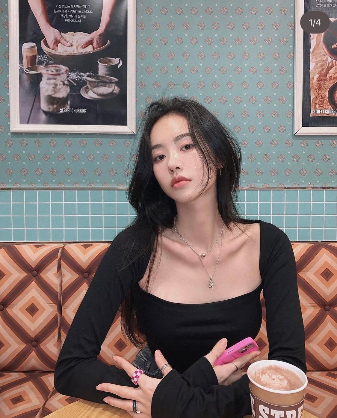 페일제이드 딥 스퀘어넥 티 블랙,네이비,화이트 상품이미지1
