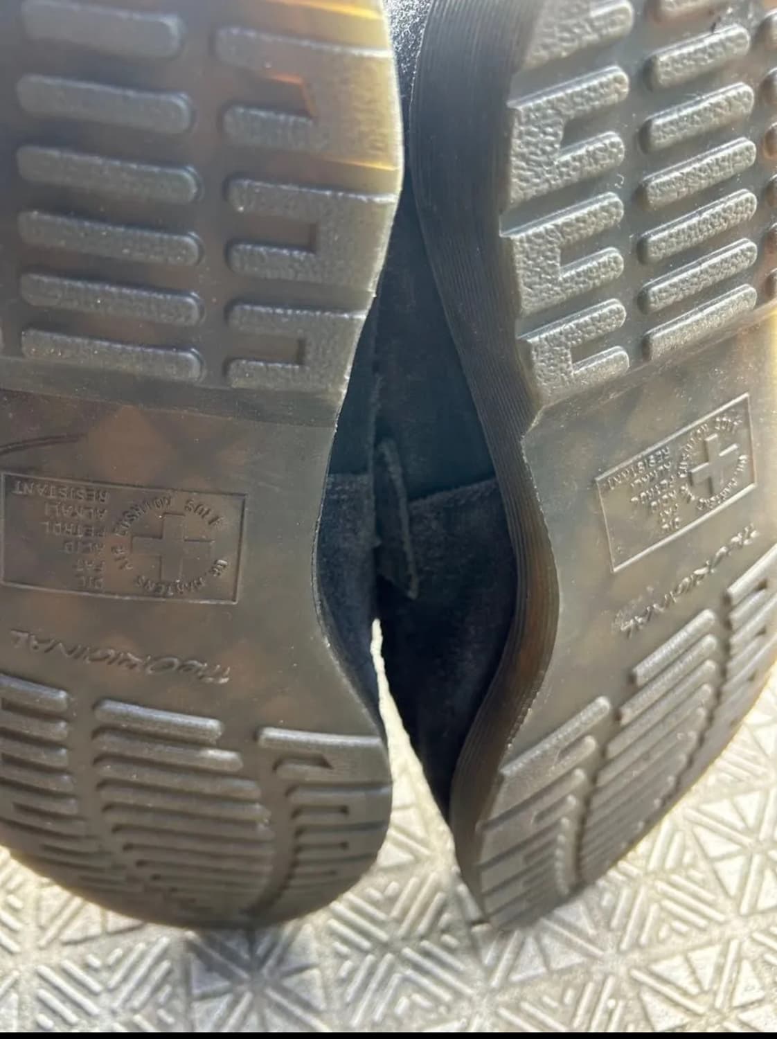 베이프 x 닥터마틴 테슬로퍼 270 상품이미지4