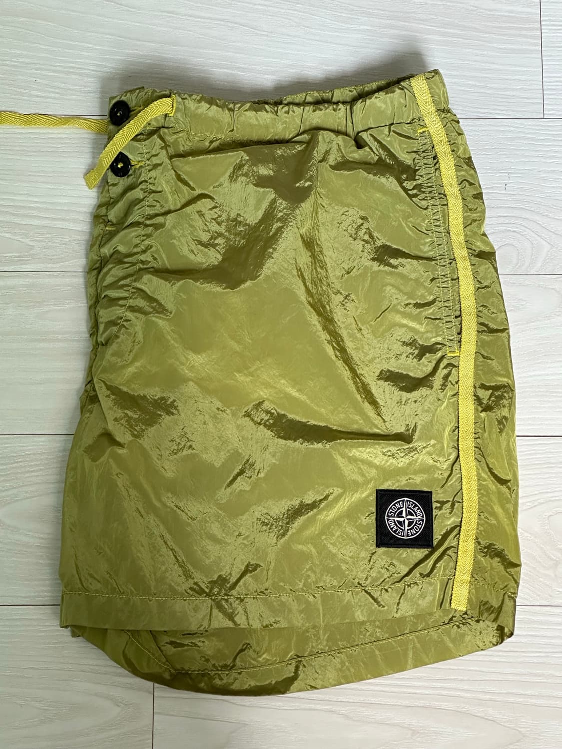 스톤아일랜드 나일론메탈 스윔팬츠 19ss XL(32-34) 상품이미지1