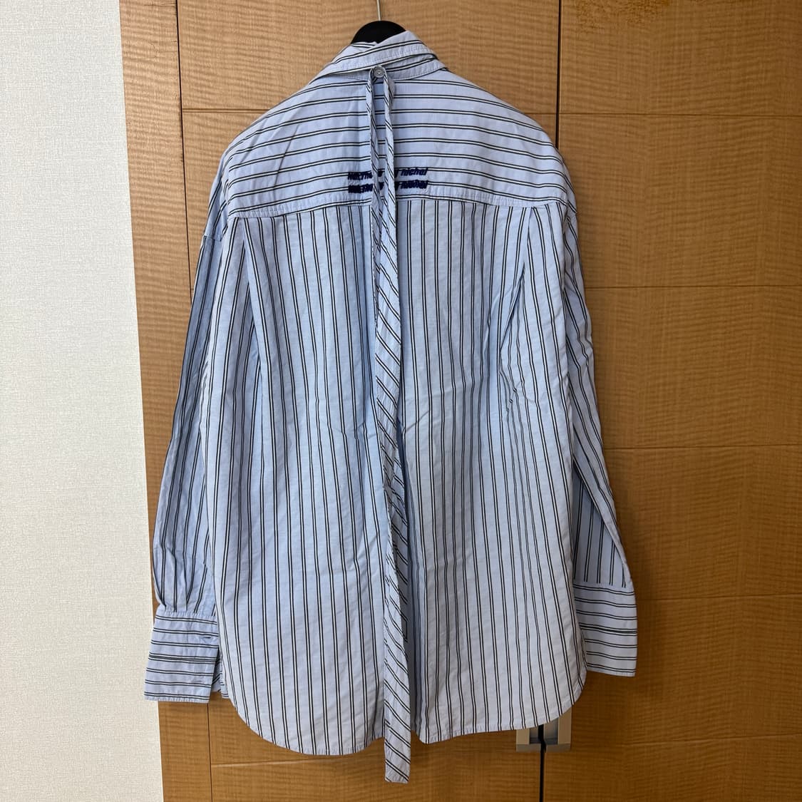 55 한섬 보브 스트라이프 셔츠 상품이미지2