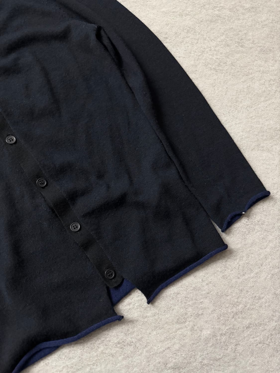 Y’s 비대칭 버튼 가디건 상품이미지6