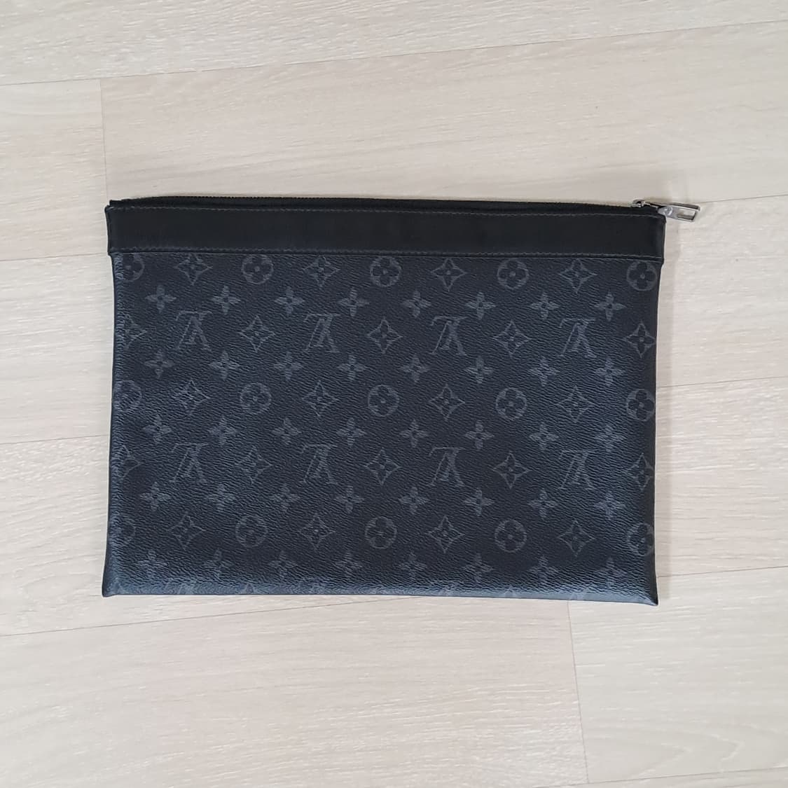 [100%/정품] 루이비통 포쉐트 모노그램 이클립스 클러치,루이비통클러치 상품이미지4
