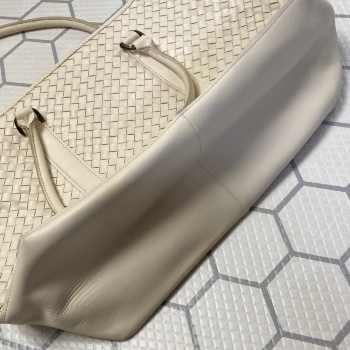 (os) 엘엘빈 우븐레더 토트백 아이보리 상품이미지9