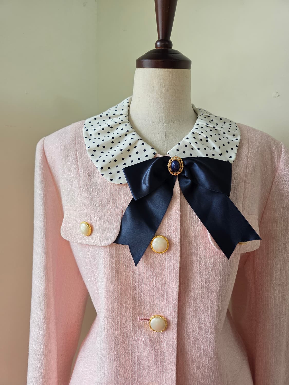 미착용 새상품 핑크 트위드 셋업 (자켓+스커트/카라, 브로치 탈부착) 상품이미지3