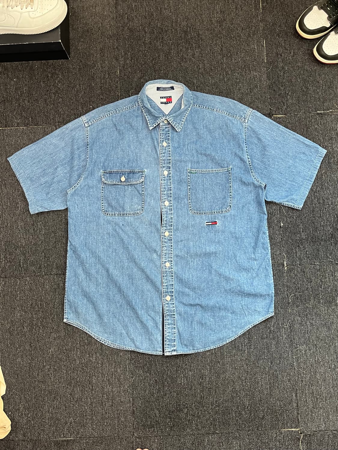 타미힐피거 데님 반팔 셔츠 상품이미지1