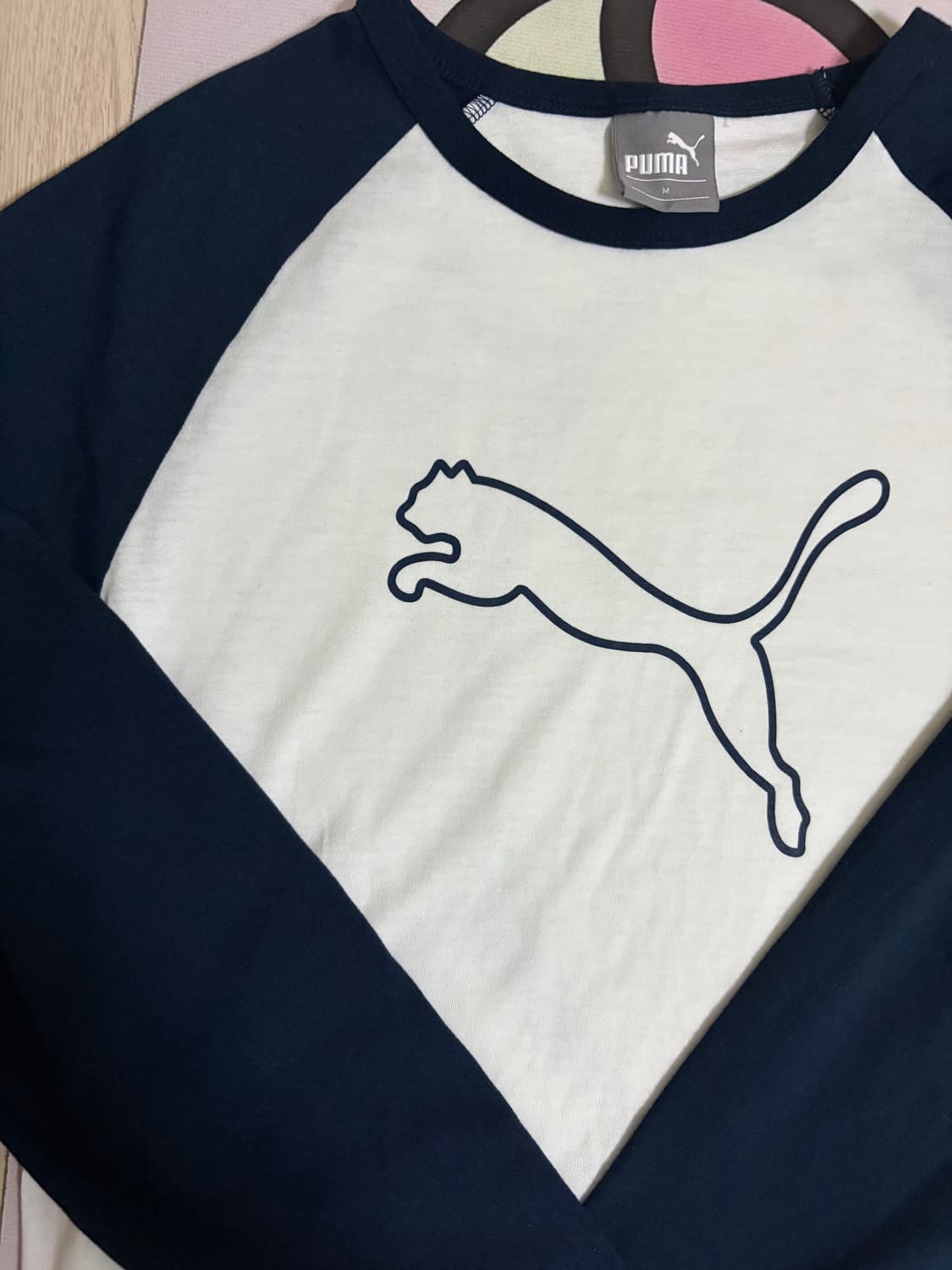 푸마 네이비 롱슬리브 긴팔티 상품이미지1