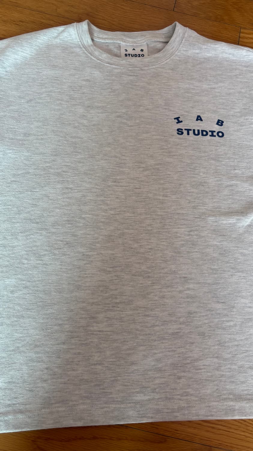 아이앱 롱슬리브 라이트 그레이 S 상품이미지1