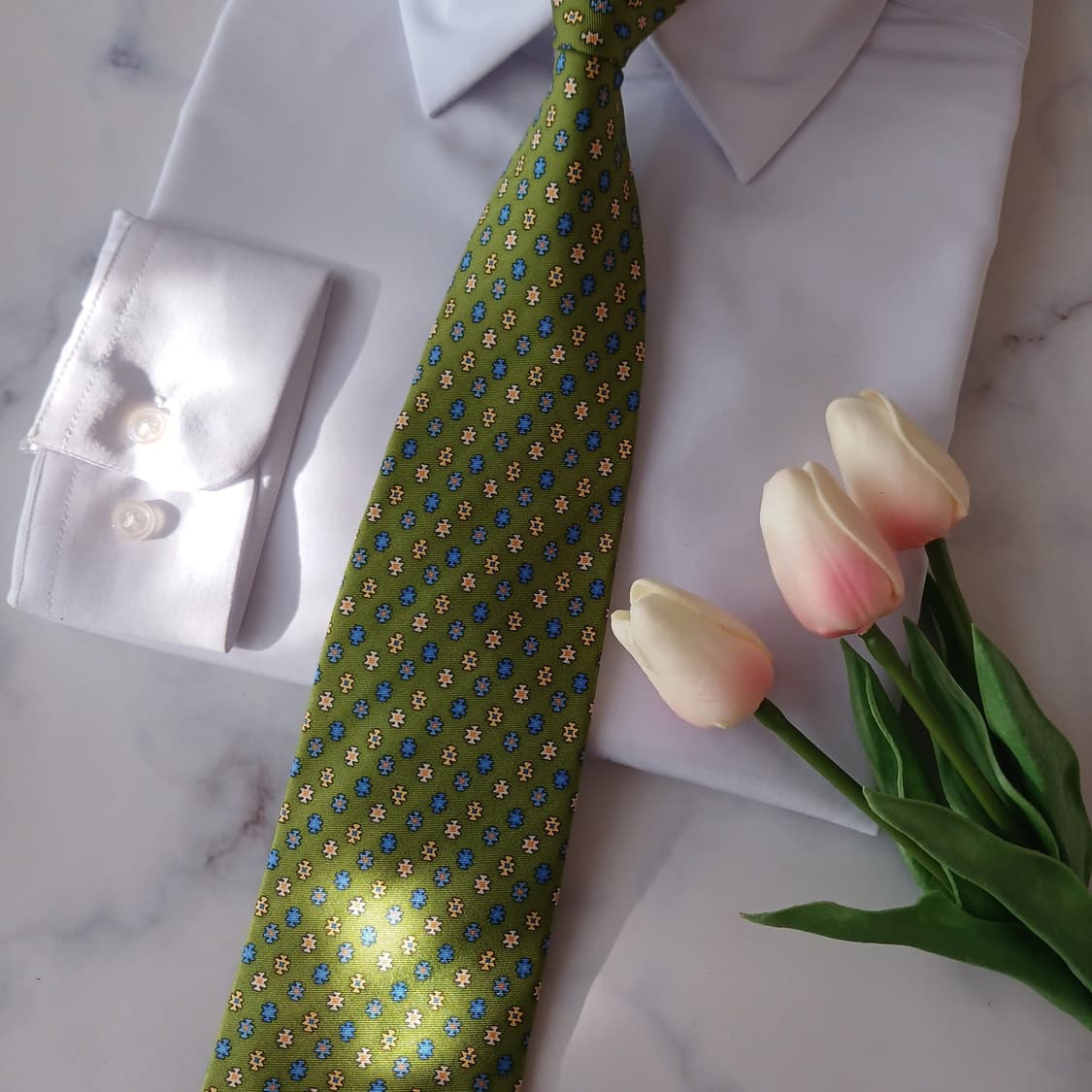 던힐 실크 그린 마이크로 패턴 넥타이 9.2cm A+등급 A19215
 상품이미지5