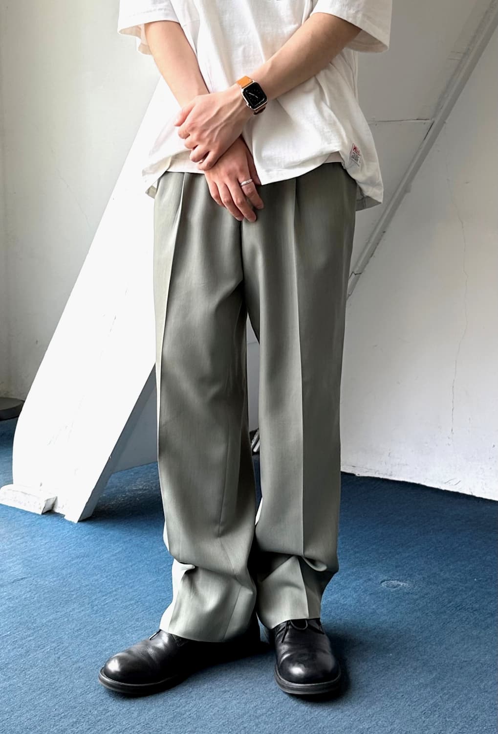Tropical poly 2 pleats trouser 상품이미지2