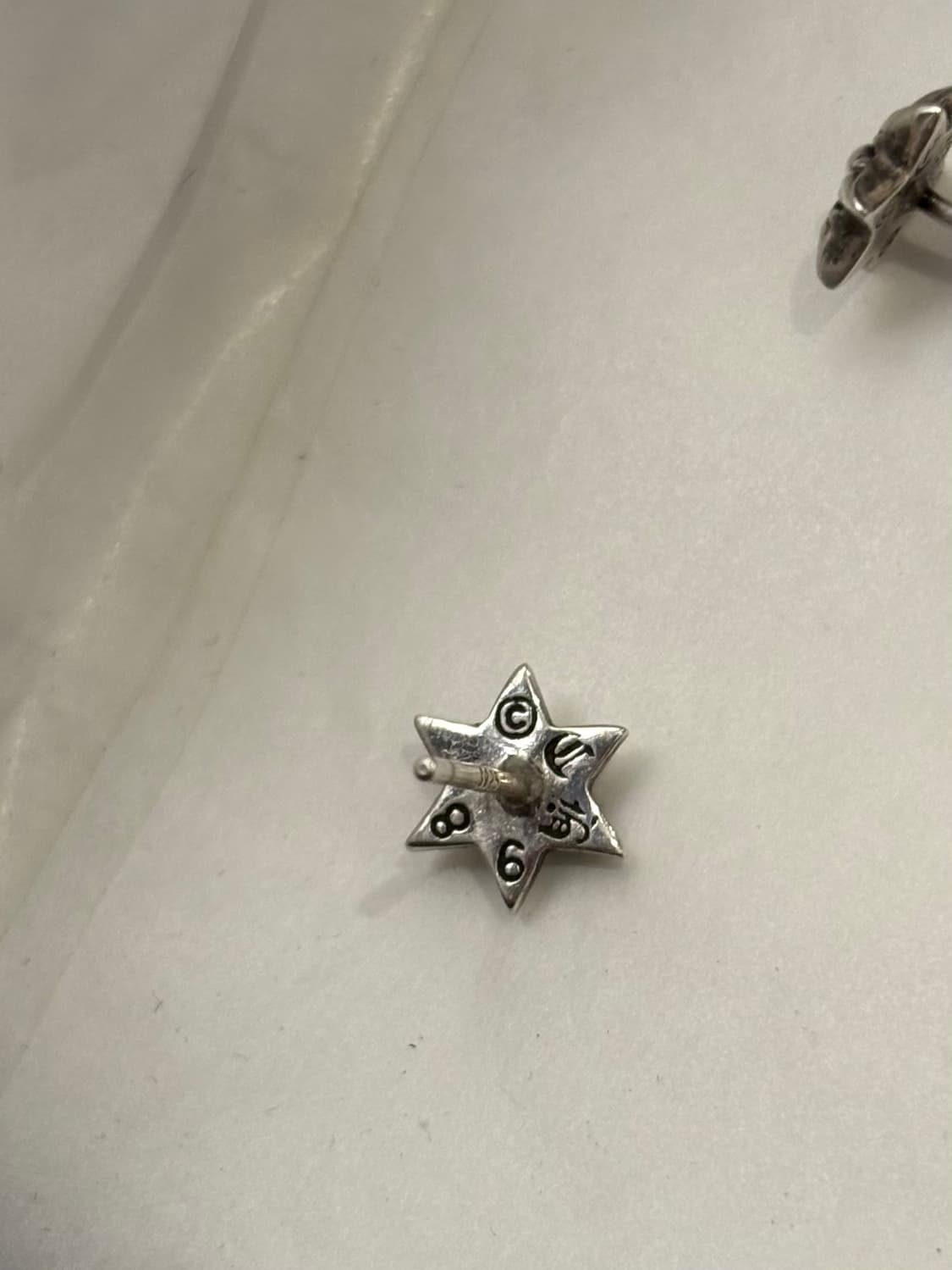 크롬하츠 스타 이어링 한 쌍 2 piece 상품이미지2