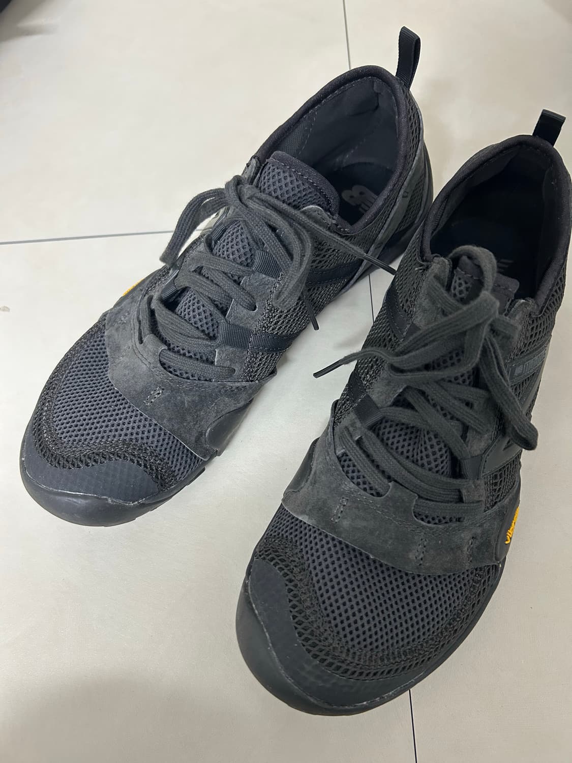 뉴발란스 미니머스 MT100 / minimus MT100 black 상품이미지3