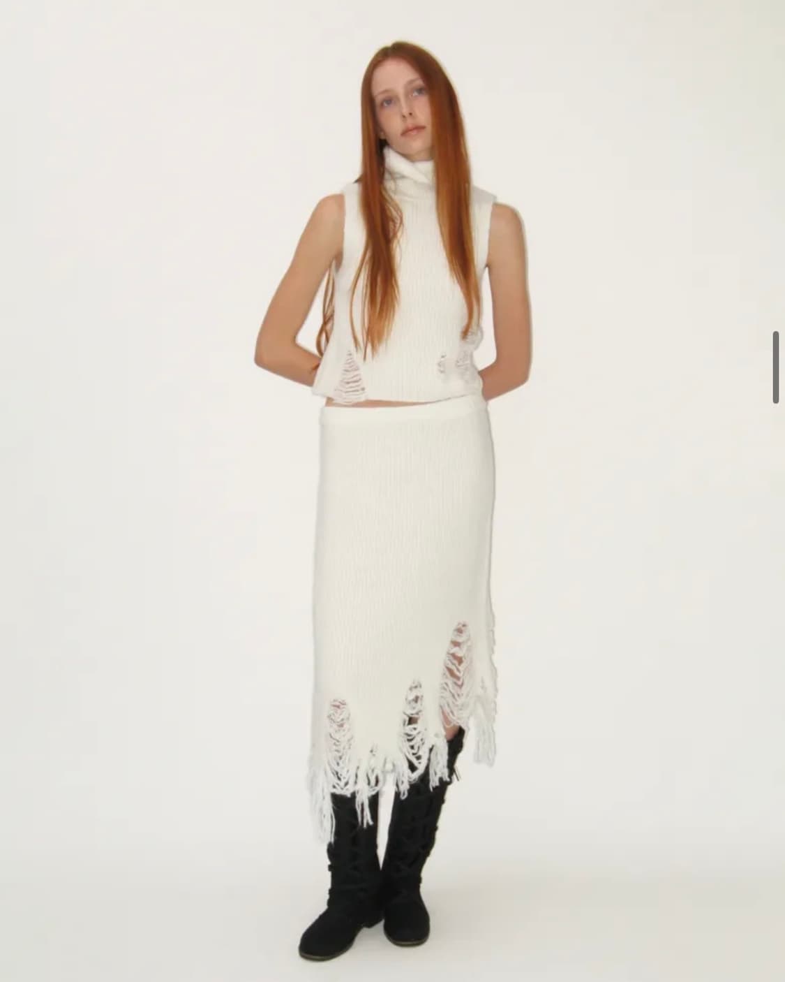 Damaged Turtleneck Sleeveless Knit+Skirt 상품이미지4