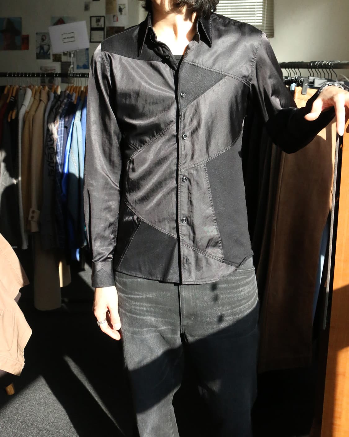  토네이도 마트 블랙 패치 셔츠 상품이미지2