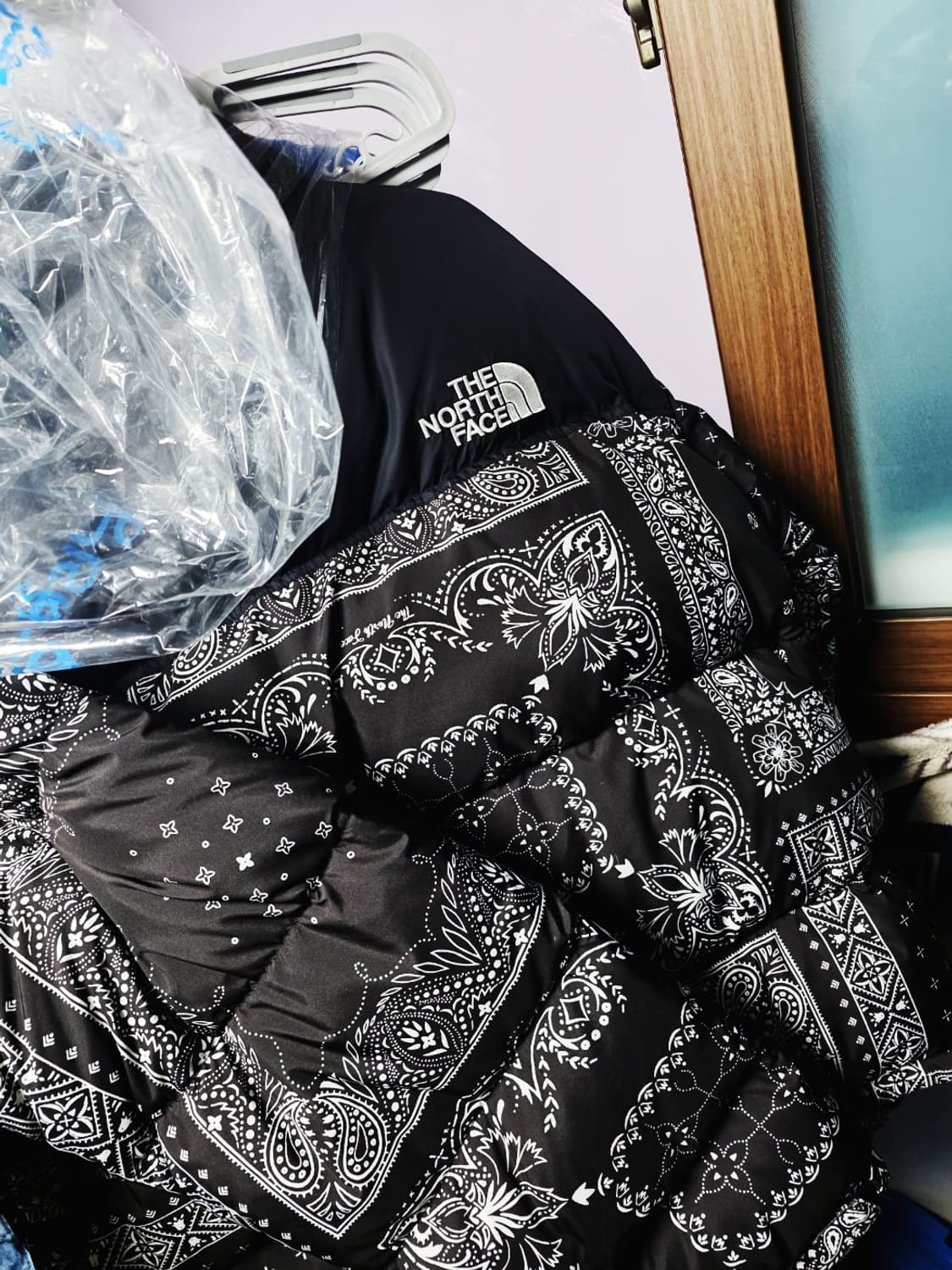 [XL]노스페이스 1996 노벨티 눕시 반다나 패딩 상품이미지2