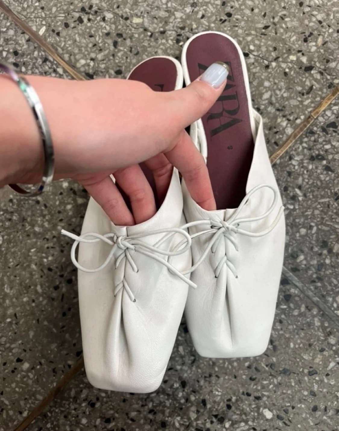 자라 zara 스트랩 플랫 뮬 단화 255 상품이미지3