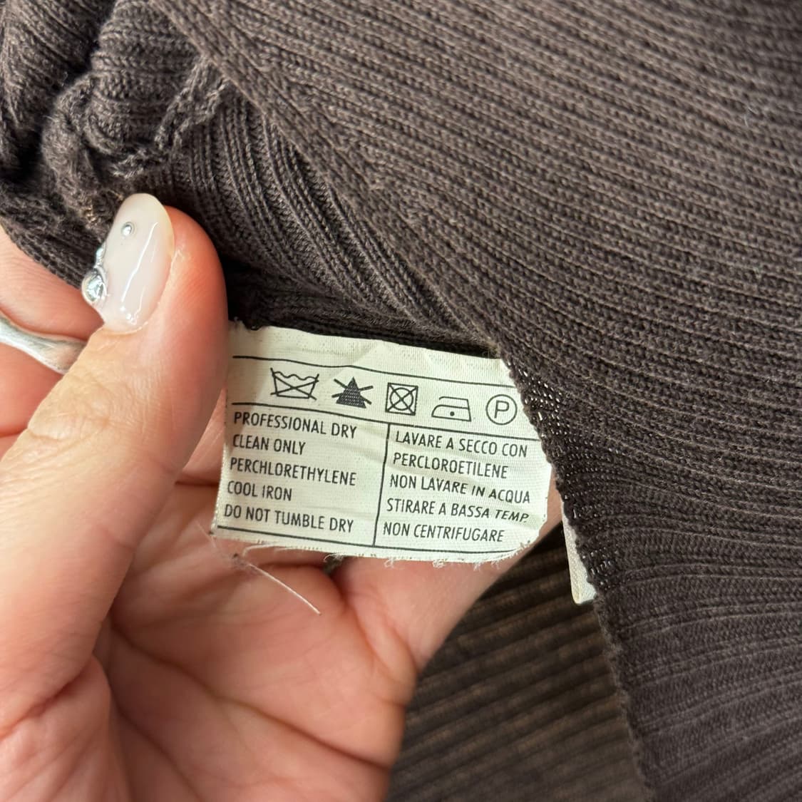 살바토레 페라가모 골지 반팔 니트 티셔츠 스퀘어넥 슬림핏 브라운 상품이미지8