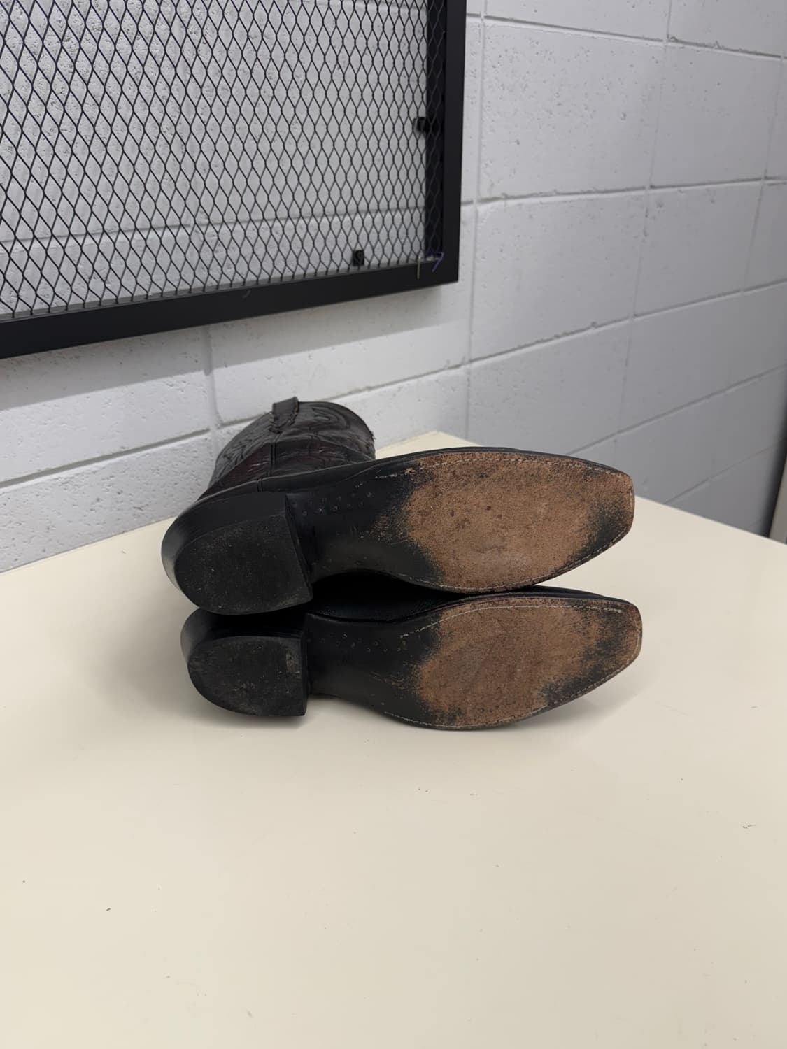 Lucchese French Toe Black cherry 10.5B 상품이미지3