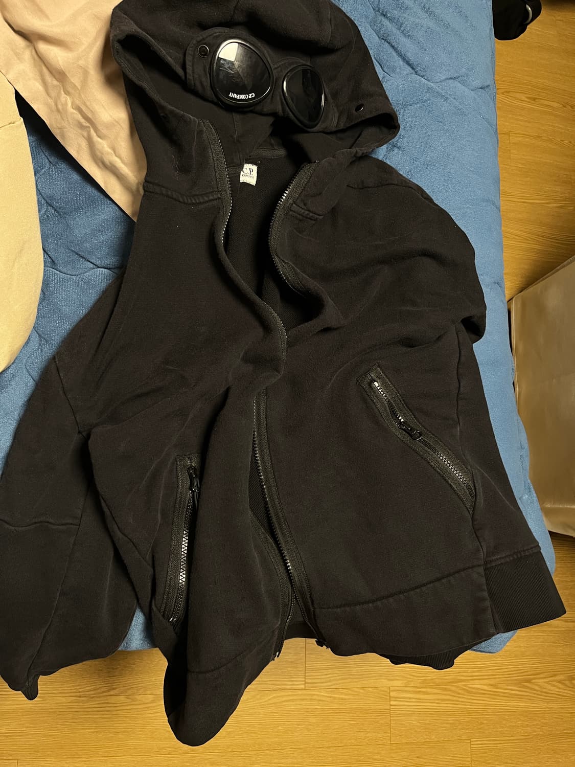 cp컴퍼니 고글후드집업(워머) 상품이미지1