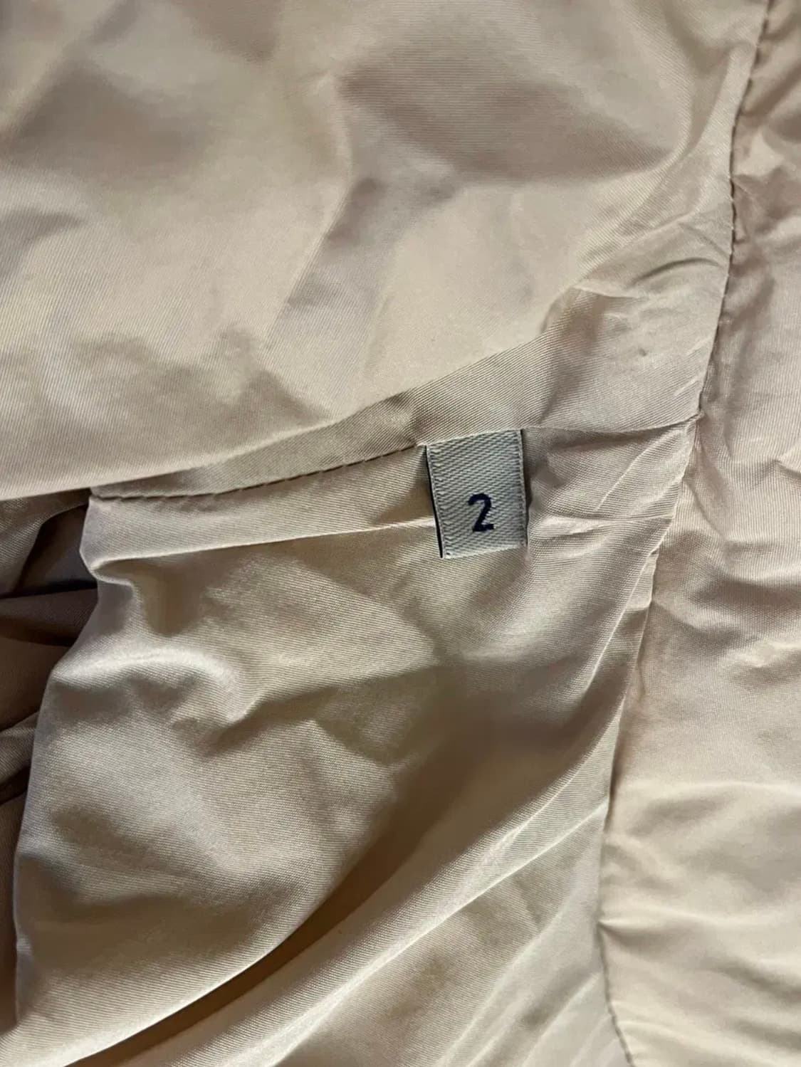 MONCLER RUFFLE HEM PUFFER JACKET 상품이미지7