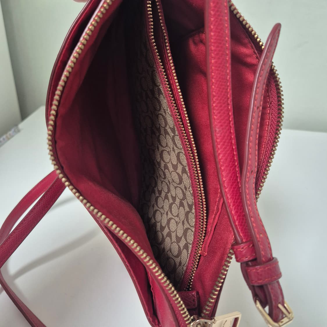 코치 레드 크로스백 가방 상품이미지8