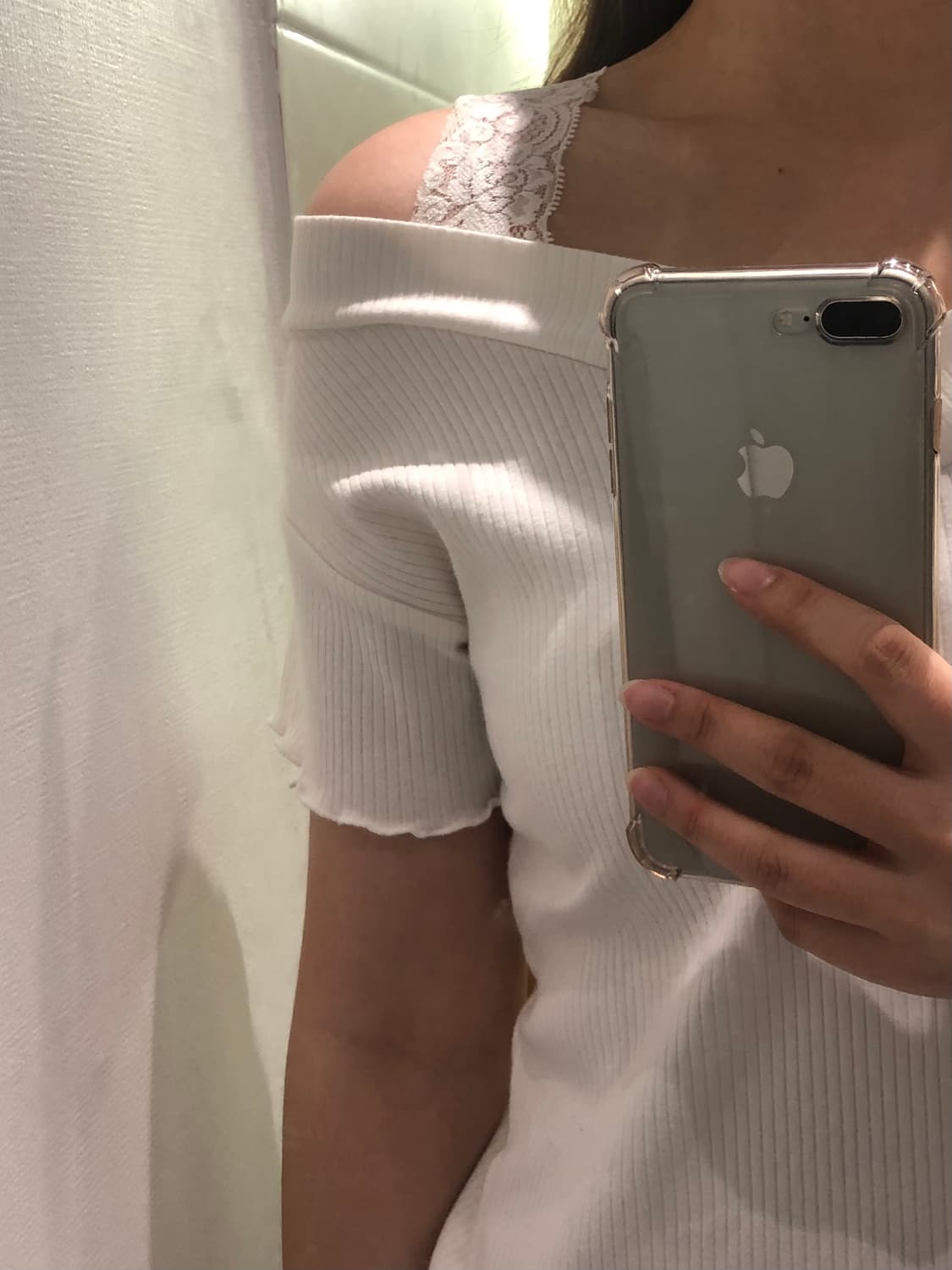 잉그니 오프숄더 반팔 니트 상품이미지3