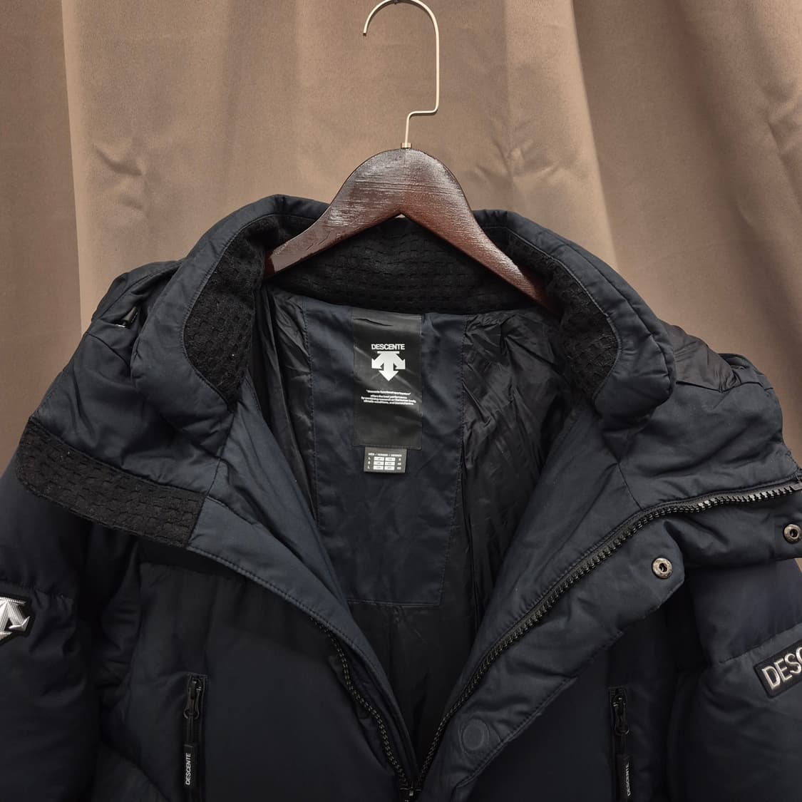 데상트 구스 롱패딩 100 상품이미지2