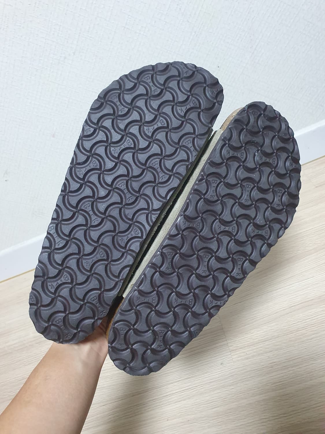 버켄스탁 취리히 슬리퍼 280 상품이미지7