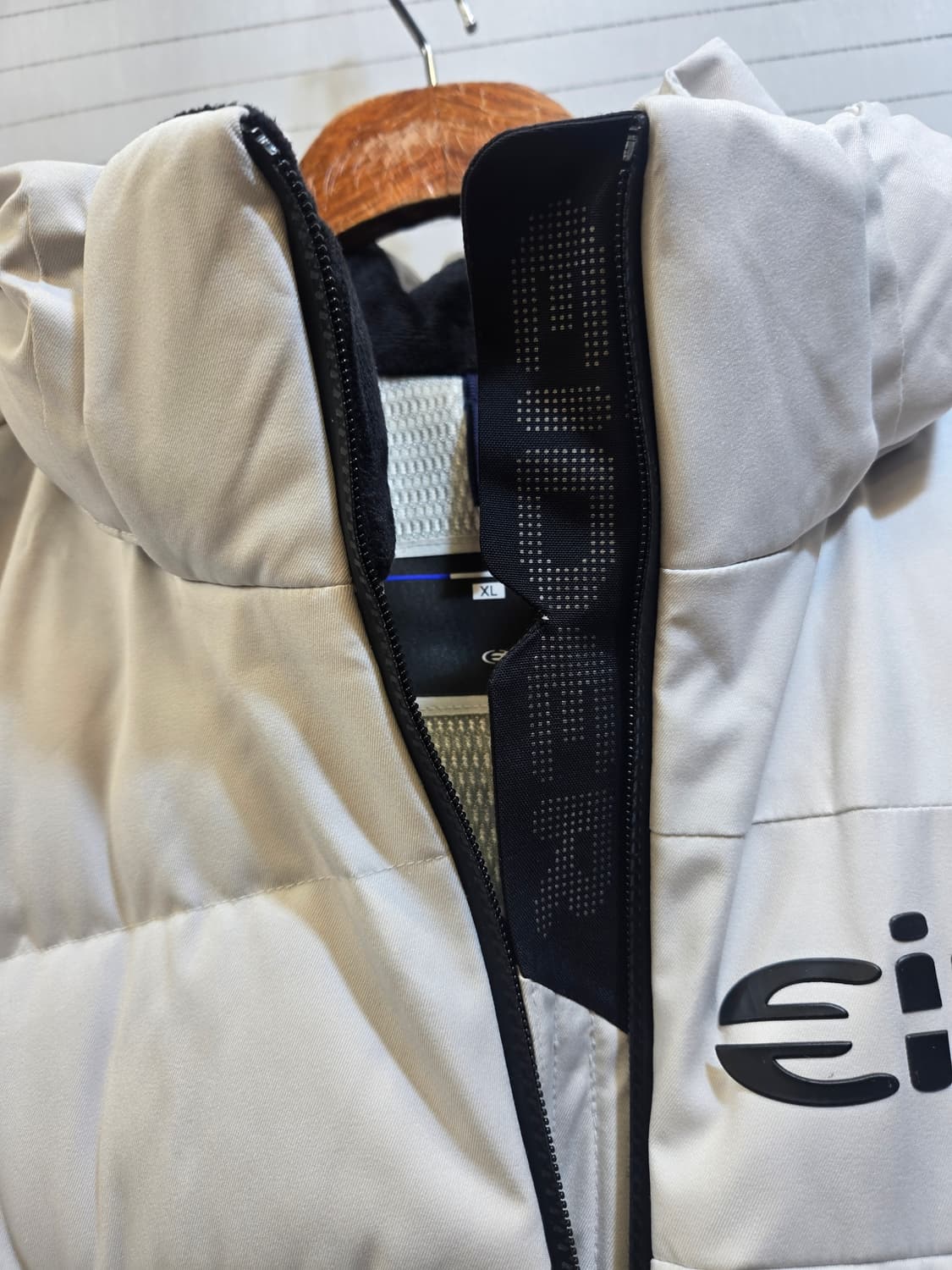 아이더 화이트패딩 상품이미지8