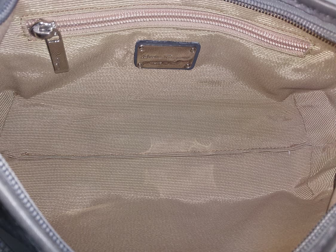페라가모 캔버스 로고 숄더 호보백 (정품) 상품이미지9
