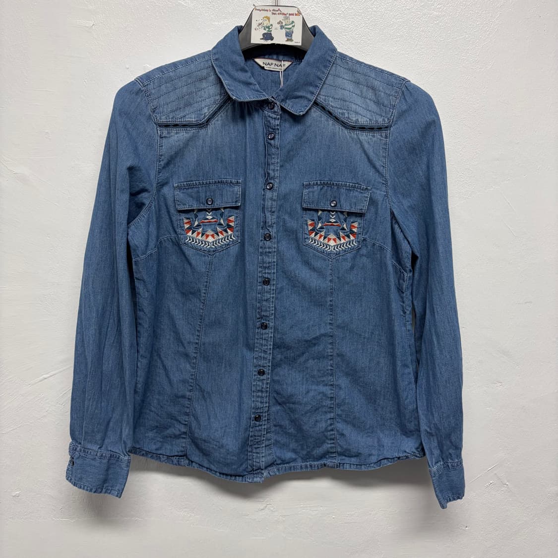 패턴 자수 데님 셔츠 상품이미지1