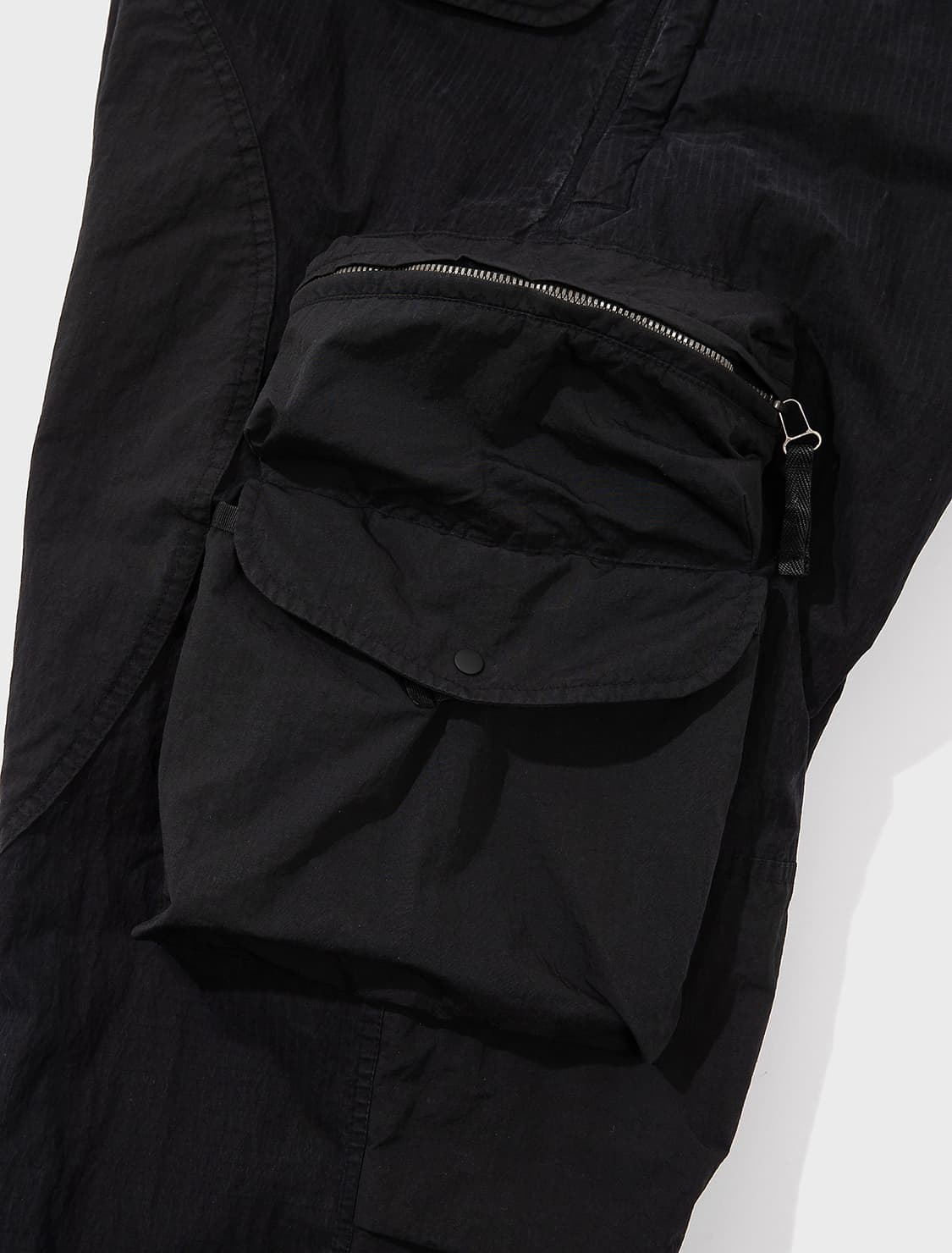 (새상품) 네멘 라이즈 멀티포켓 파라슈트 팬츠 잉크 블랙 상품이미지6