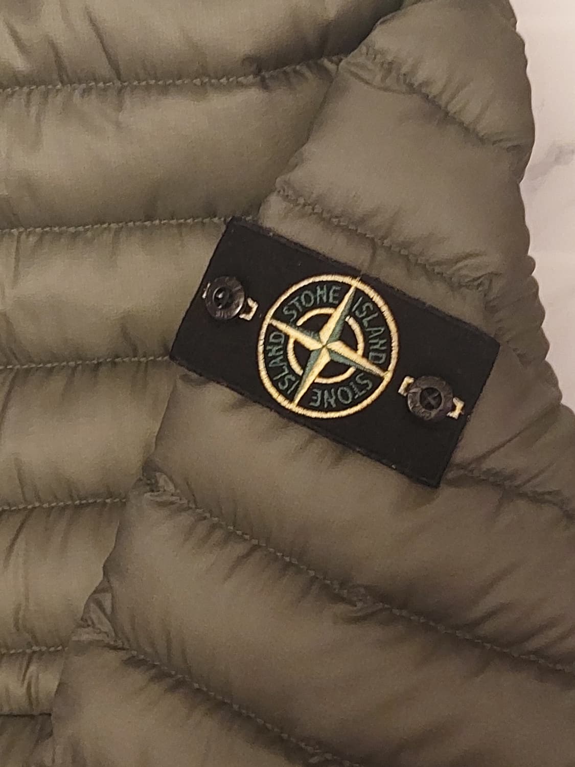  스톤아일랜드 투엑라 룸우븐 패딩 올리브 새상품 급 XXL 상품이미지5