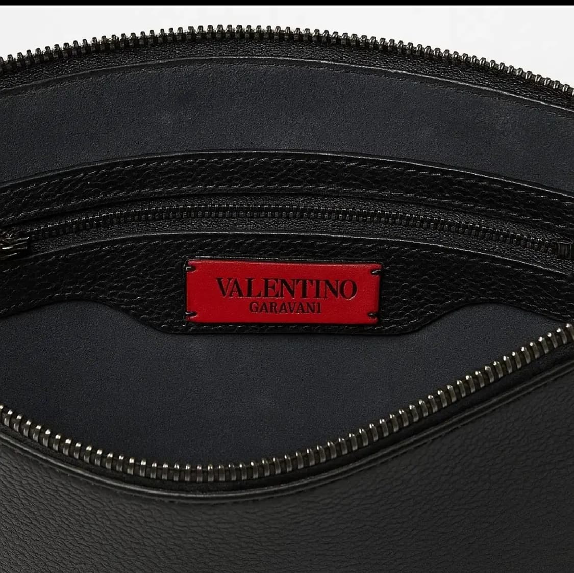 발렌티노 가라바니 VLTN 스터드 클러치 상품이미지3