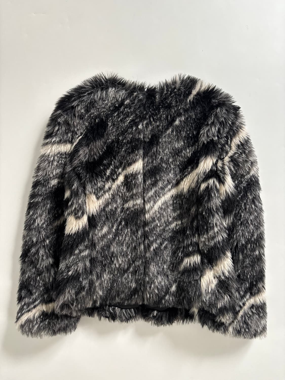 Armani Exchange 아르마니익스체인지 울프 멀티 퍼 자켓 상품이미지6