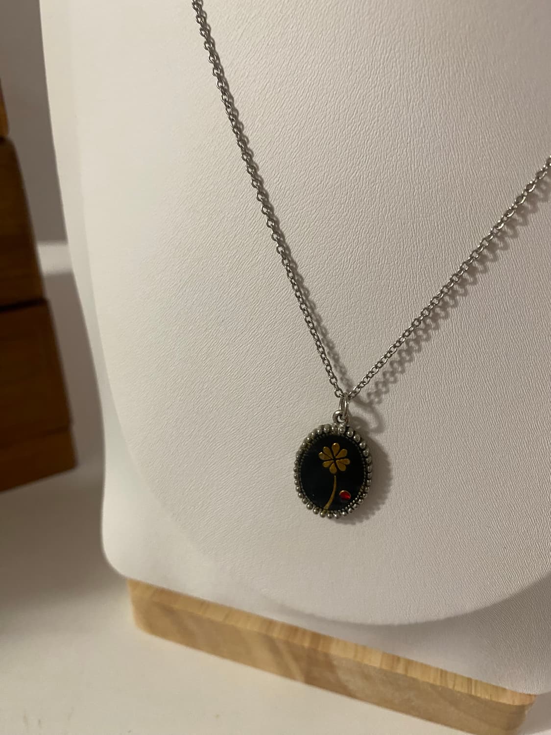 실버톤 빈티지 네잎클로버 목걸이 상품이미지2