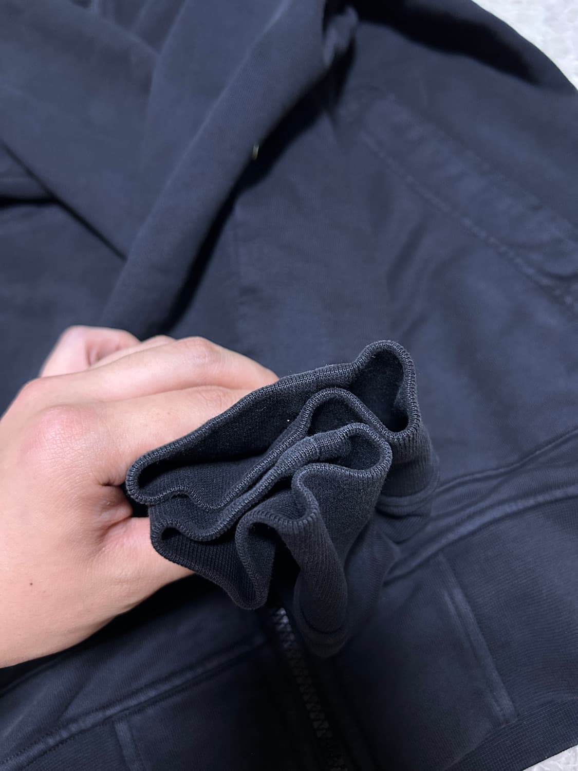 [24SS, M] 백화점판 스톤아일랜드 후드집업 블랙 상품이미지4